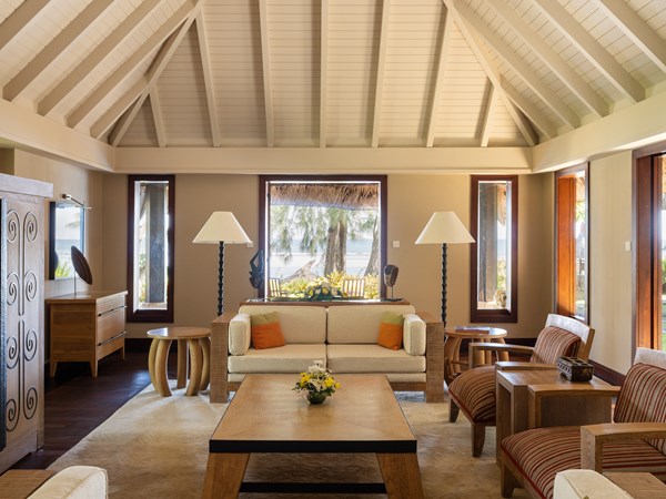 Le salon de la Two Bedroom Presidential Ocean View Villa with Private Pool