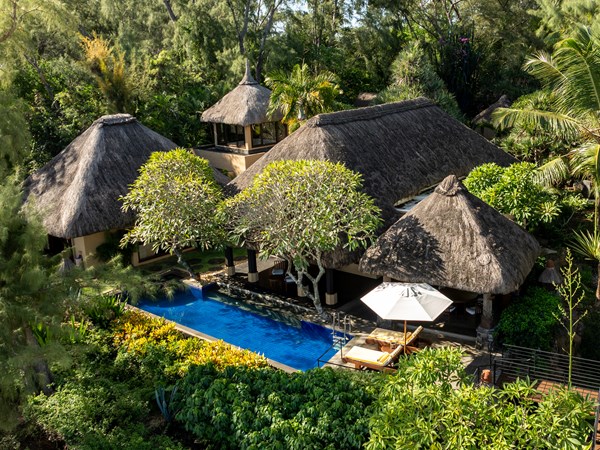 L'extérieur de la Two Bedroom Presidential Ocean View Villa with Private Pool