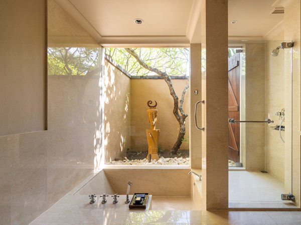 Luxury Villa with Private Garden