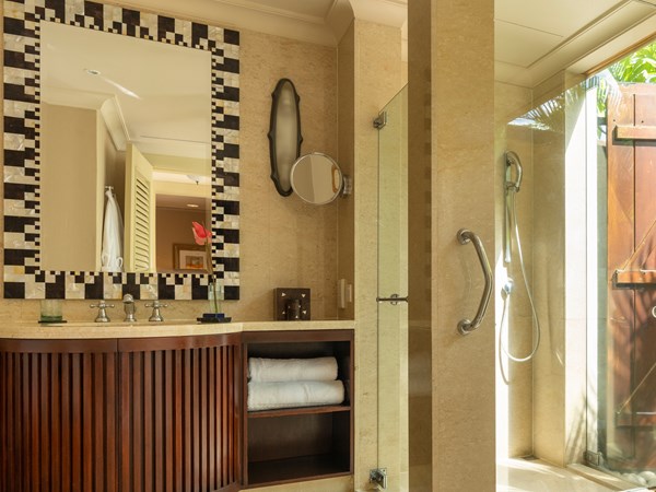 Luxury Villa with Private Pool