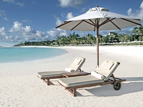 Profitez d'un moment de calme sur la superbe plage