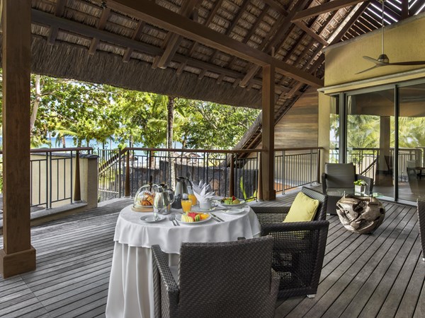 Terrasse de la Beach Front Senior Suite with pool