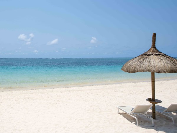 Prenez place sur la plage immaculée de 1,5 km