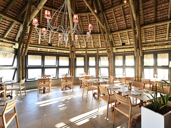 Le restaurant principal Isle de France