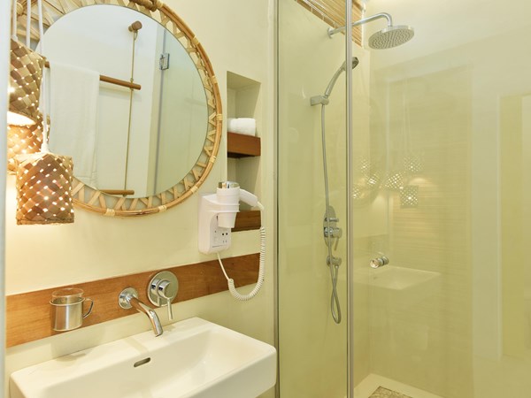 La salle d'eau de la chambre Privilege
