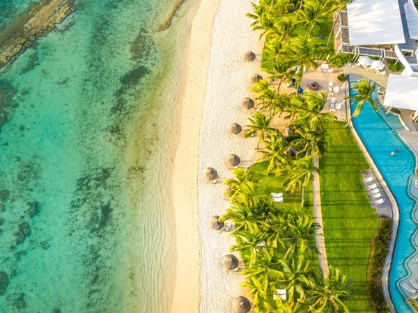 Victoria Beachcomber Resort & Spa
