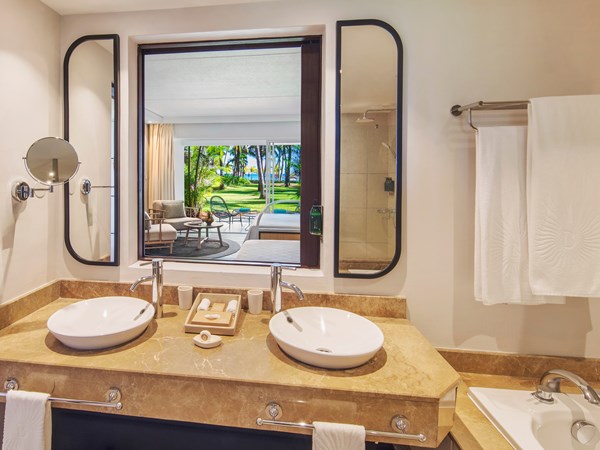 La salle de bain de la Nouvelle chambre Deluxe - Rez-de-chaussée