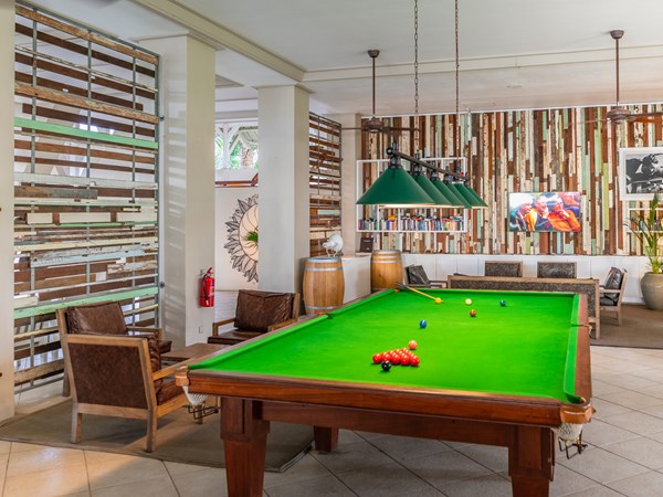 Détendez-vous au Snooker Bar