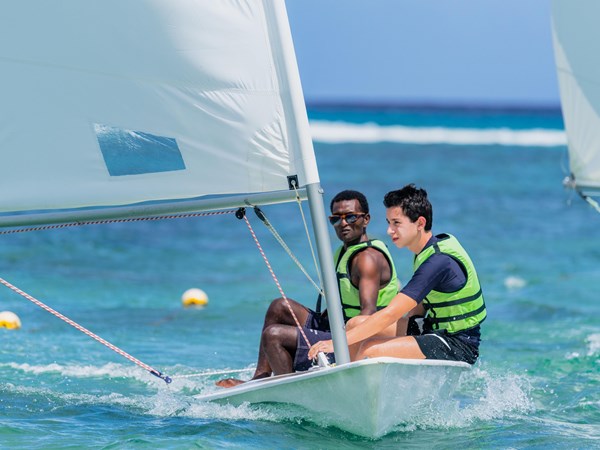 Inscrivez vous à des cours de bateau à voile