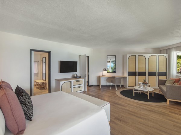 La New 2-Bedroom Family Apartment