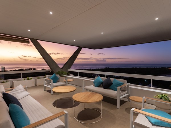De merveilleux couchés de soleil vous attendent