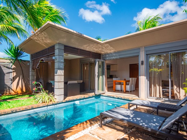 La superbe piscine privée