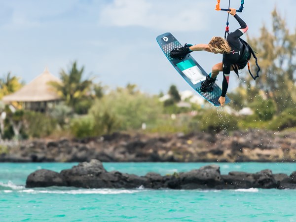 Découvrez le Kitesurf