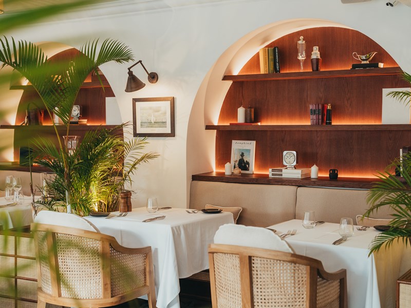 Une table à la fois raffinée et intime