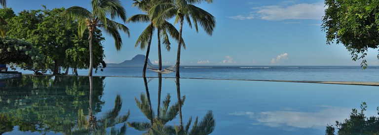 Maradiva Villas Resort & Spa