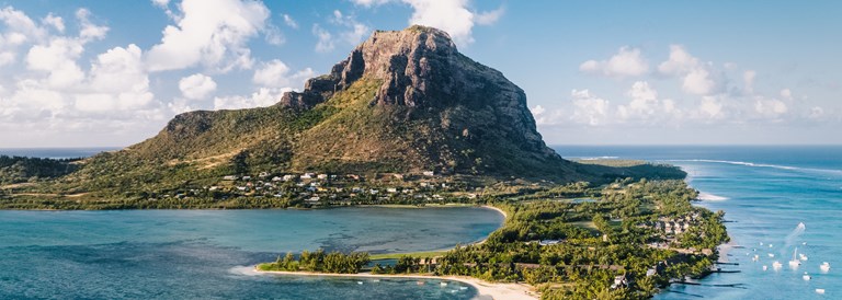 Paradis Beachcomber Golf Resort & Spa