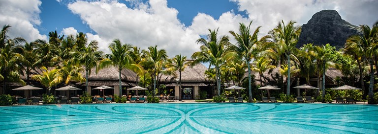 Paradis Beachcomber Golf Resort & Spa